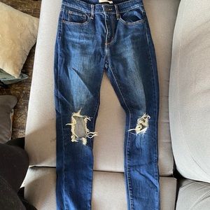 Levi’s 721 Skinny Jeans